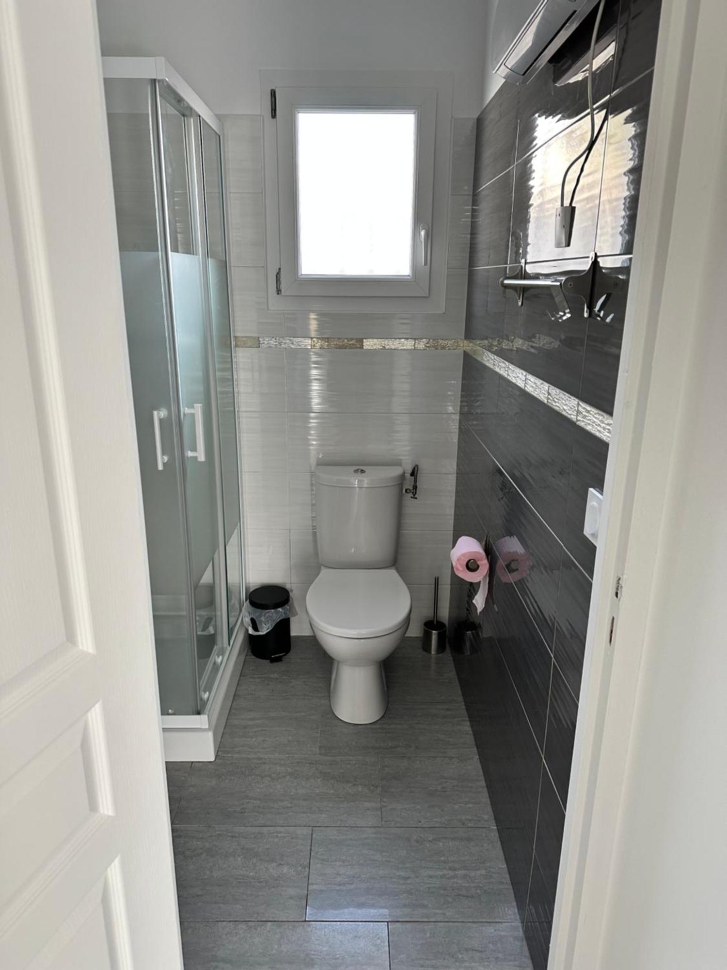 Appartement T2 Avec Terrasse Et Cour Cavaillon Dış mekan fotoğraf